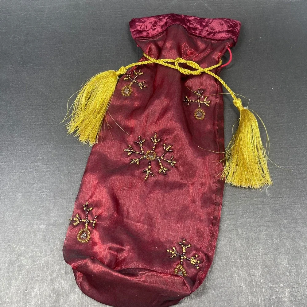 Lot 8 Christmas Wine Bottle Gift Bags Covers Light Up Tree Drawstring Fabric